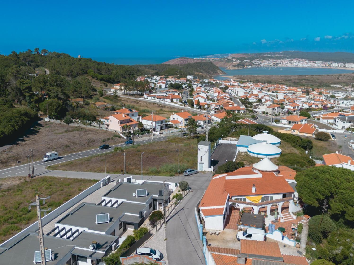Cazenn Salir Do Porto - Holiday House Salir de Porto Екстериор снимка