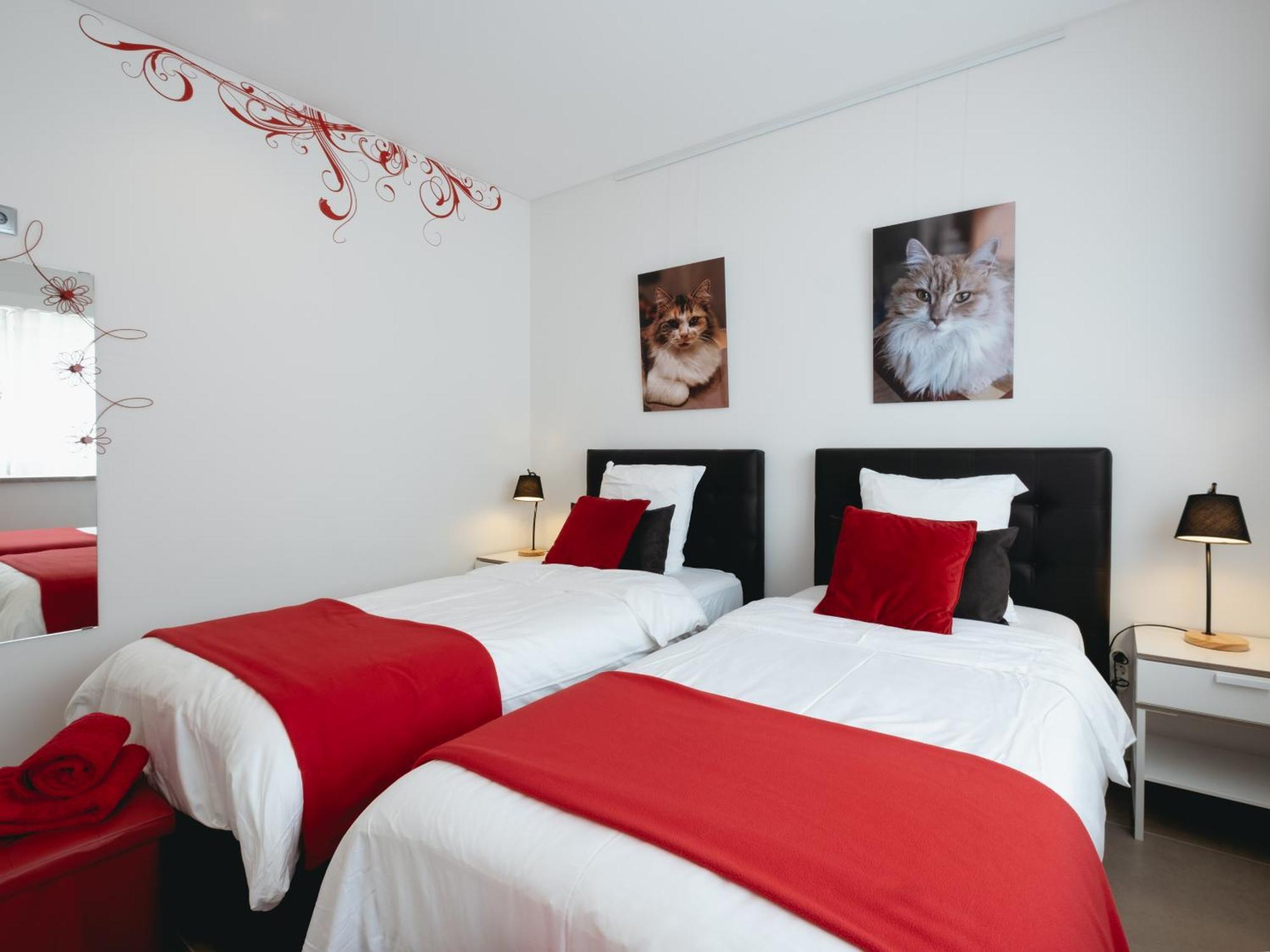 Cazenn Salir Do Porto - Holiday House Salir de Porto Екстериор снимка